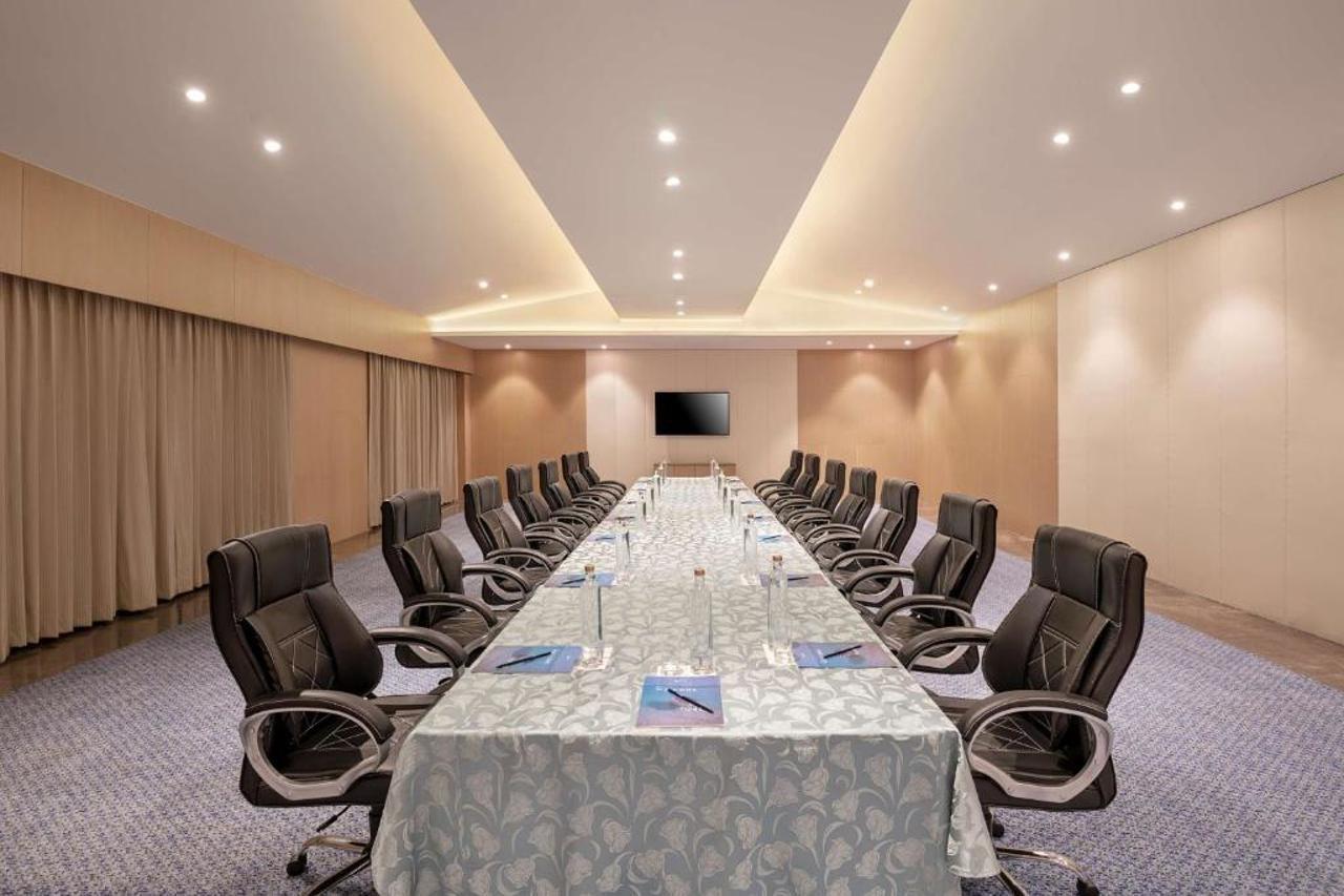 Radisson Blu Resort Visakhapatnam Bagian luar foto