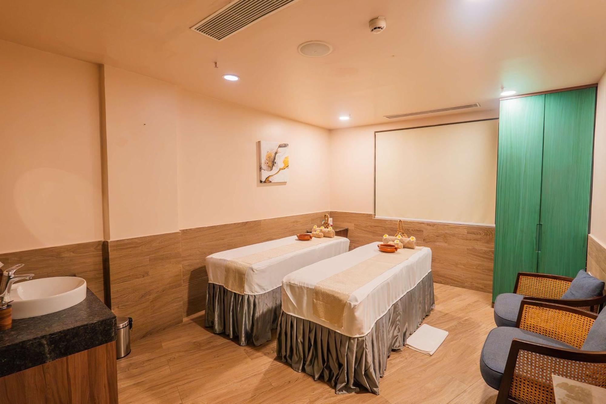Radisson Blu Resort Visakhapatnam Bagian luar foto